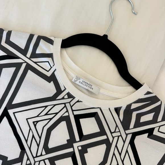 Versace Collection Tshirt - Picture 2 of 4